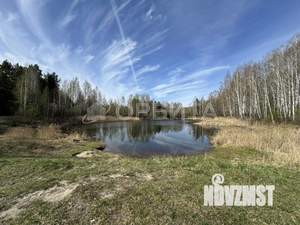 Дом 30м&sup2;, 2-этажный, участок 6 сот.  