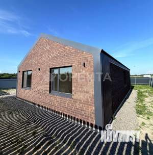 Дом 92м&sup2;, 2-этажный, участок 5 сот.  