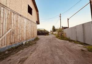 Дом 166м&sup2;, 2-этажный, участок 4 сот.  