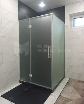 Дом 205м&sup2;, 2-этажный, участок 6 сот.  