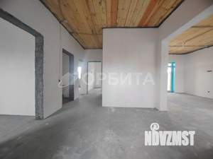 Дом 140м², 2-этажный, участок 5 сот.  