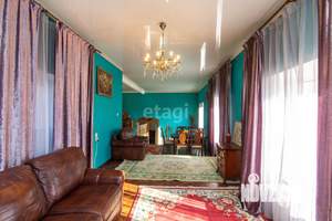 Дом 232м&sup2;, 2-этажный, участок 7 сот.  