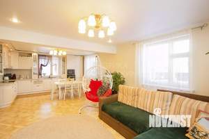 Коттедж 161м², 2-этажный, участок 11 сот.  