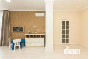 Дом 350м², 2-этажный, участок 9 сот.  