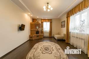 Дом 165м², 2-этажный, участок 6 сот.  