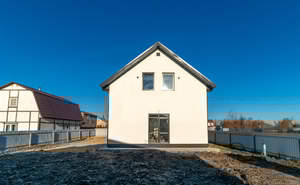 Дом 112м&sup2;, 2-этажный, участок 4 сот.  