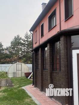 Коттедж 296м&sup2;, 2-этажный, участок 8 сот.  