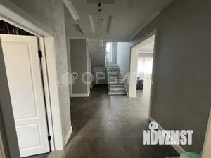 Дом 280м², 2-этажный, участок 15 сот.  