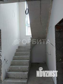 Дом 196м², 2-этажный, участок 8 сот.  