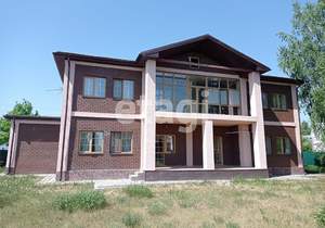 Дом 272м², 2-этажный, участок 15 сот.  