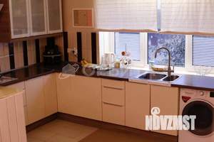 Дом 175м&sup2;, 2-этажный, участок 10 сот.  