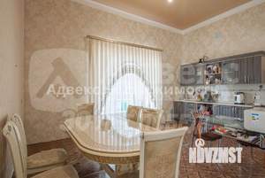 Коттедж 199м&sup2;, 2-этажный, участок 10 сот.  