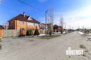 Дом 280м&sup2;, 2-этажный, участок 10 сот.  