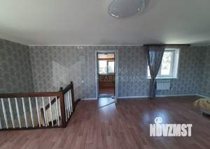 Коттедж 110м², 2-этажный, участок 5 сот.  