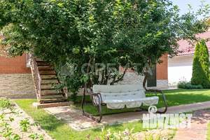 Дом 275м&sup2;, 2-этажный, участок 15 сот.  