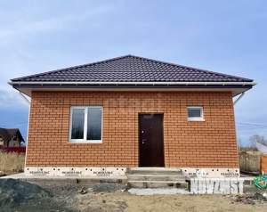 Дом 100м&sup2;, 1-этажный, участок 5 сот.  