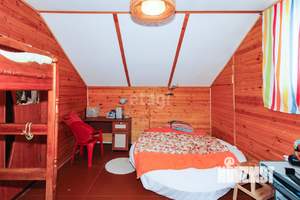 Дом 100м², 2-этажный, участок 5 сот.  