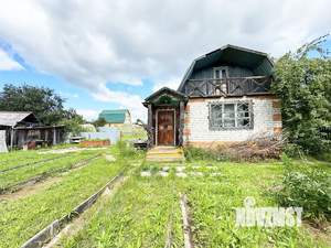 Дом 30м&sup2;, 2-этажный, участок 6 сот.  