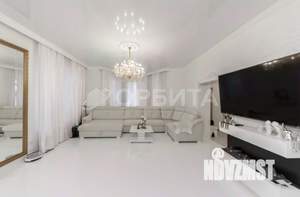 Дом 171м&sup2;, 2-этажный, участок 7 сот.  