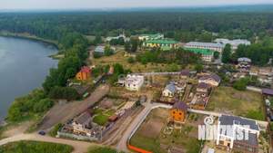 Дом 550м&sup2;, 3-этажный, участок 16 сот.  