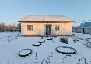 Дом 61м&sup2;, 1-этажный, участок 8 сот.  