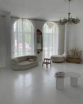 Дом 353м&sup2;, 2-этажный, участок 10 сот.  