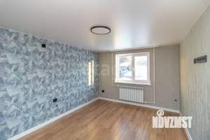 Дом 42м&sup2;, 2-этажный, участок 10 сот.  