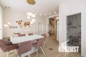 Дом 133м&sup2;, 2-этажный, участок 8 сот.  