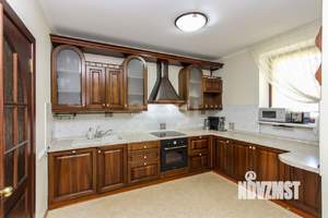 Таунхаус 210м&sup2;, 2-этажный, участок 2 сот.  