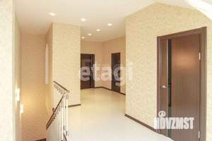 Таунхаус 240м², 3-этажный, участок 15 сот.  