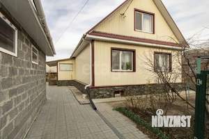 Дом 227м&sup2;, 2-этажный, участок 15 сот.  