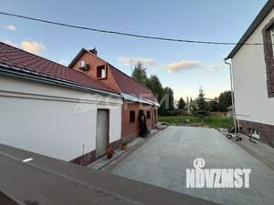 Дом 274м², 2-этажный, участок 15 сот.  