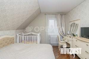 Дом 228м², 2-этажный, участок 11 сот.  