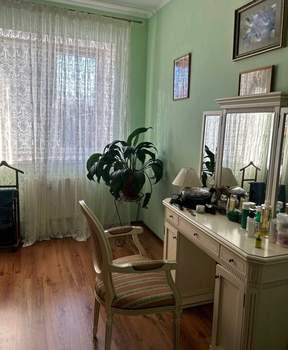 Дом 150м², 2-этажный, участок 10 сот.  