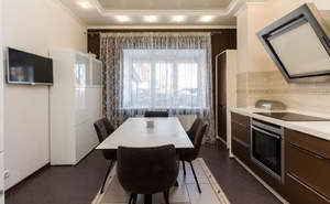 Дом 201м&sup2;, 2-этажный, участок 2 сот.  