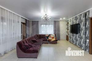 Коттедж 280м², 3-этажный, участок 12 сот.  