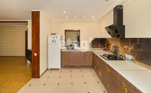 Дом 206м², 2-этажный, участок 15 сот.  