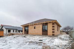 Дом 100м&sup2;, 1-этажный, участок 8 сот.  