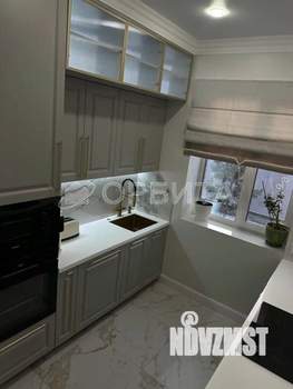 Дом 138м&sup2;, 2-этажный, участок 8 сот.  