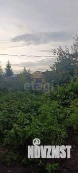 Дом 20м&sup2;, 2-этажный, участок 4 сот.  