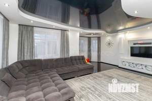 Коттедж 180м², 2-этажный, участок 6 сот.  