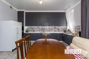 Дом 234м&sup2;, 2-этажный, участок 8 сот.  