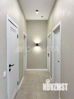 Дом 135м&sup2;, 2-этажный, участок 9 сот.  