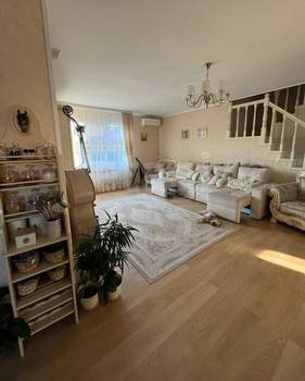 Дом 167м², 2-этажный, участок 10 сот.  