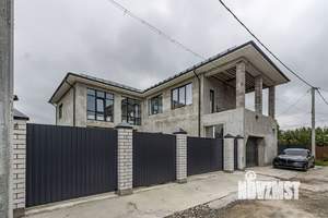 Дом 272м&sup2;, 2-этажный, участок 5 сот.  