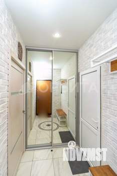 Дом 199м&sup2;, 2-этажный, участок 5 сот.  