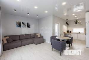 Коттедж 134м&sup2;, 2-этажный, участок 10 сот.  