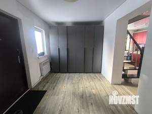 Дом 128м&sup2;, 2-этажный, участок 5 сот.  