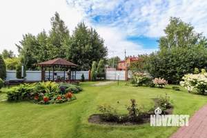 Дом 361м&sup2;, 3-этажный, участок 15 сот.  