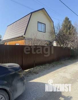 Дом 60м², 2-этажный, участок 5 сот.  